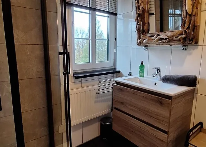 Haus Blick Am Edersee 9 P Apartamento